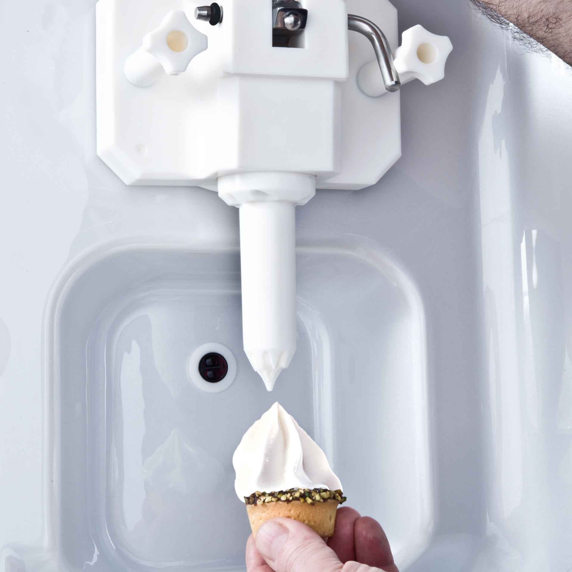 Mister Art | Create Frozen Treats with Ease - GTI Designs