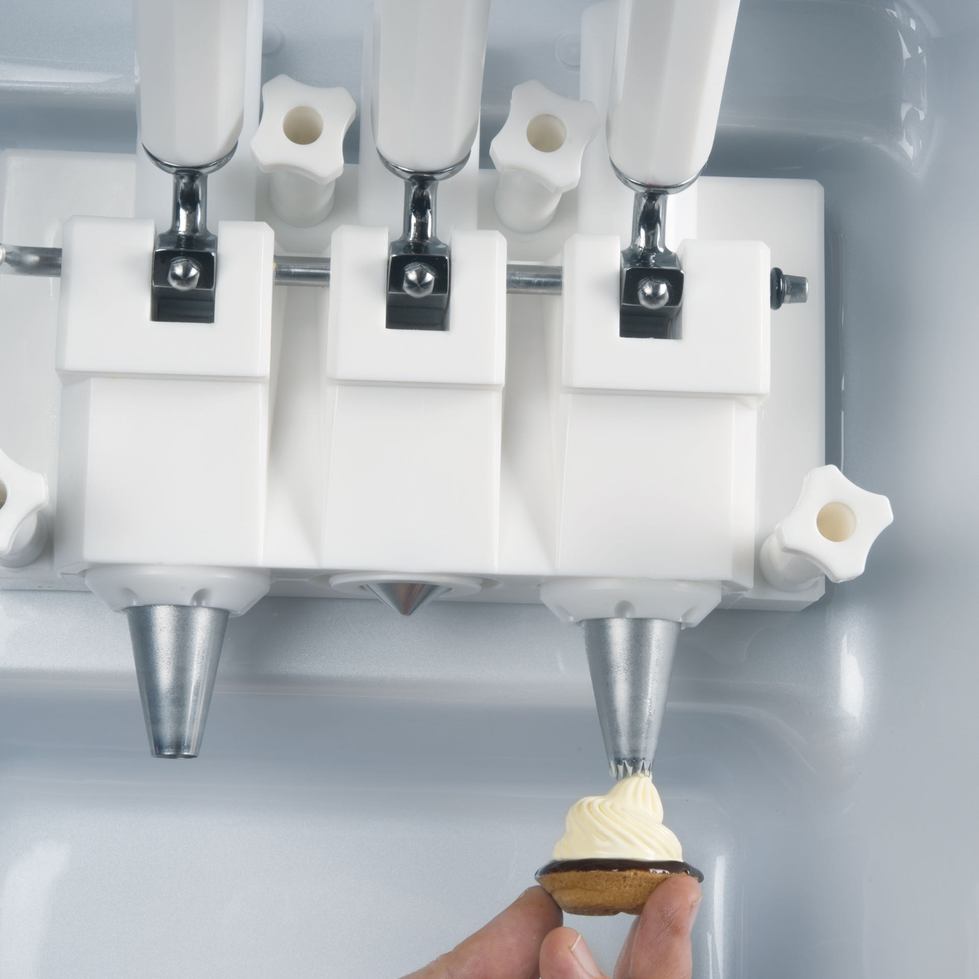 Mister Art | Create Frozen Treats with Ease - GTI Designs